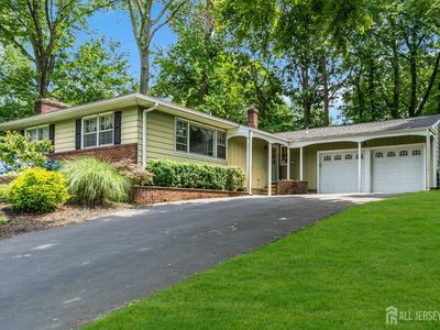 384 Gerry Rd, North Brunswick, NJ, 08902