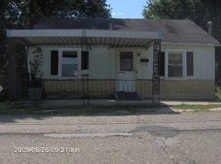 408 Lewis St, Point Pleasant, WV 25550