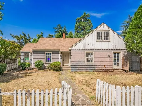 120 Ashland Ave, Medford, OR 97504