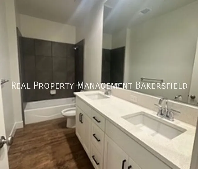 823 Brookline Ln — Photo 23
