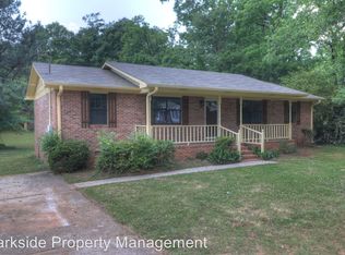 112 Ridge St, Locust Grove, GA 30248