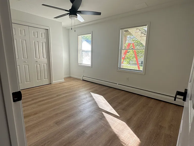 67 Kingsbury Ln — Photo 10