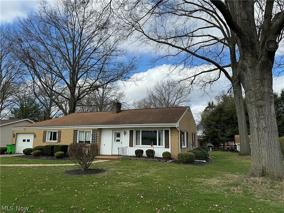 207 E 27th St, Dover, OH 44622 | Zillow