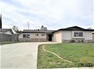 2805 Cambria Ave, Bakersfield, CA