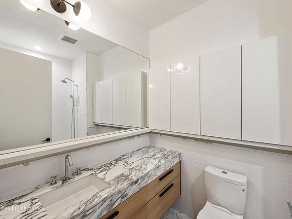 5th image of 509 Throop Ave Fl 1