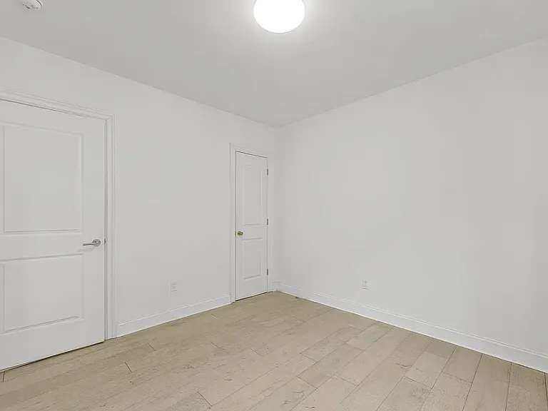 364 Lincoln Pl #E8 — Photo 8