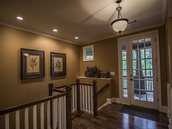4th image of 1010 Reubens Ct