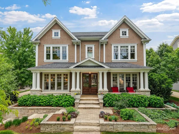 619 Euclid Ave, Glen Ellyn, IL 60137