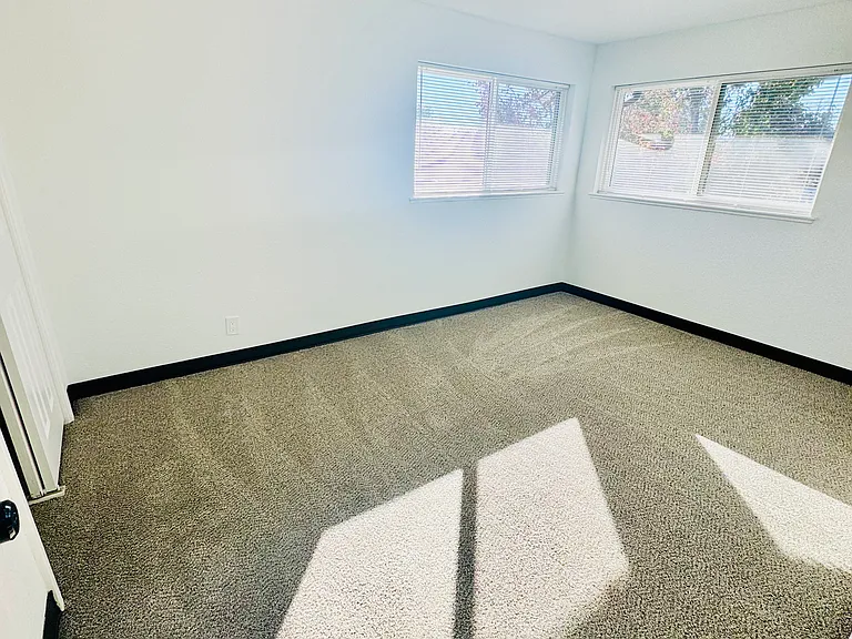 10011 Montview Blvd #C — Photo 5
