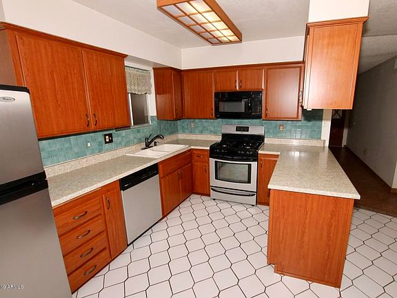 4th image of 3946 W Las Palmaritas Dr