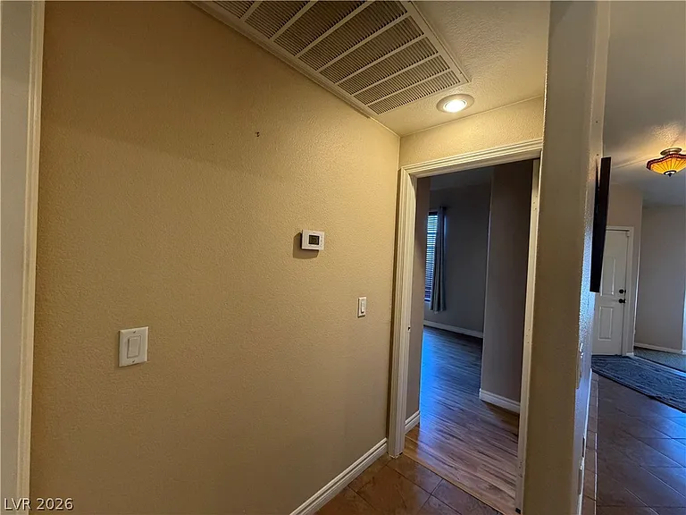 6405 Steamship Ct — Photo 9