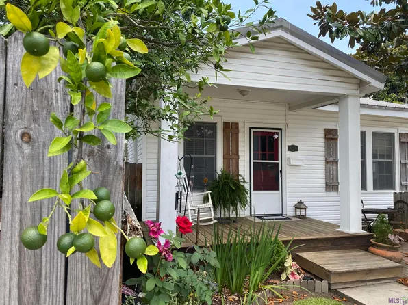 420 Courthouse St, Port Allen, LA 70767