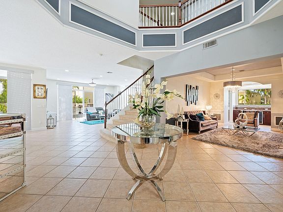 5th image of 9202 Delemar Court