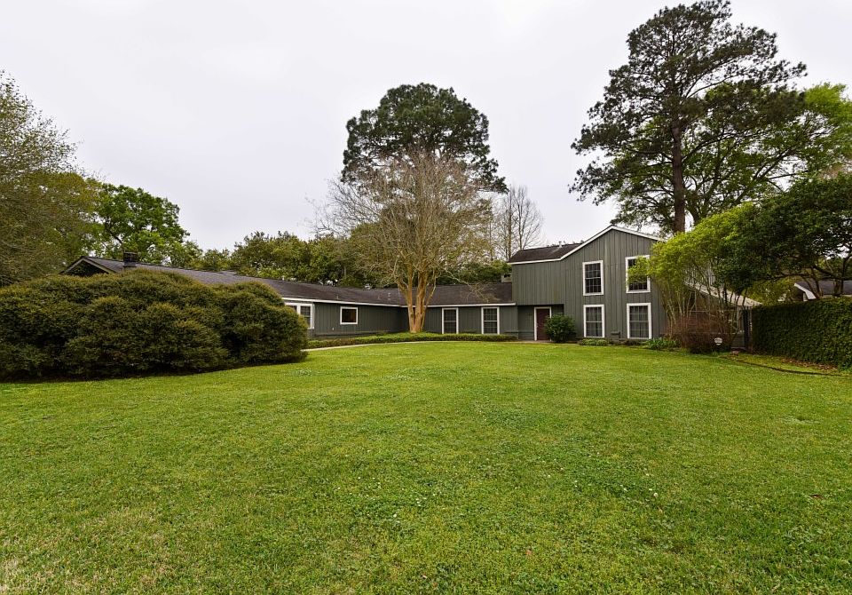 1st image of 605 Napoleon Ave
