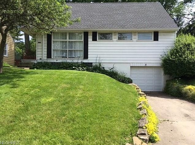 1st image of 1738 Schiller Ave