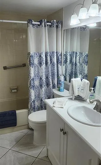 219 Fox Glen Dr #1107 — Photo 16