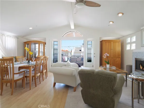 440 Marine Pl, Manhattan Beach, CA 90266