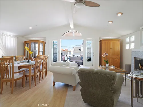 440 Marine Pl Photo 1