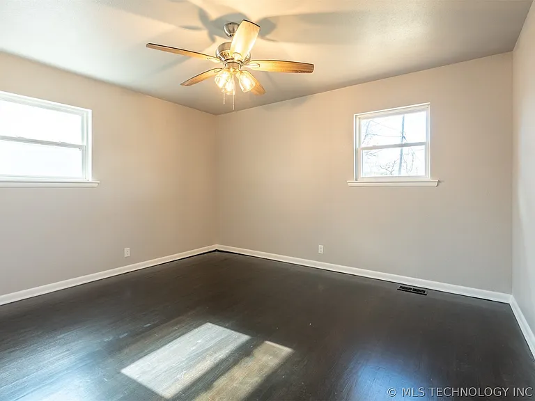 2150 S 80th East Ave — Photo 29