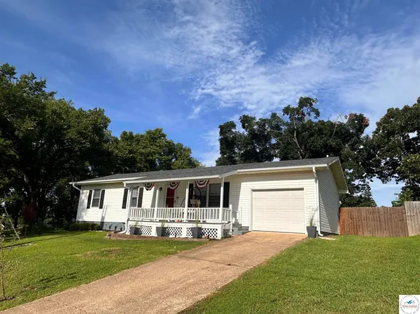 821 Illinois St, Warsaw, MO 65355