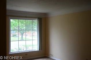 3rd image of 18609 Ponciana Ave