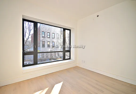 Rented by Steven C Bohbot, LREB | media 150