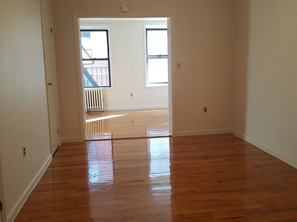 1st image of 235 W 19th St APT 3B