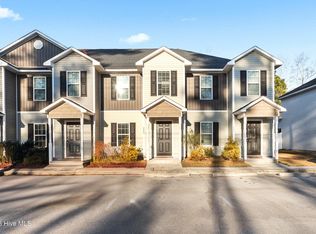 225 E Murrow Ln, Jacksonville, NC 28546