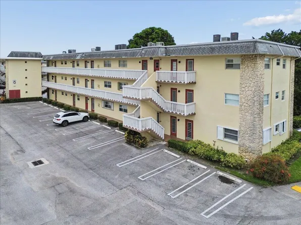 4321 NW 16TH Street #C202, Lauderhill, FL 33313