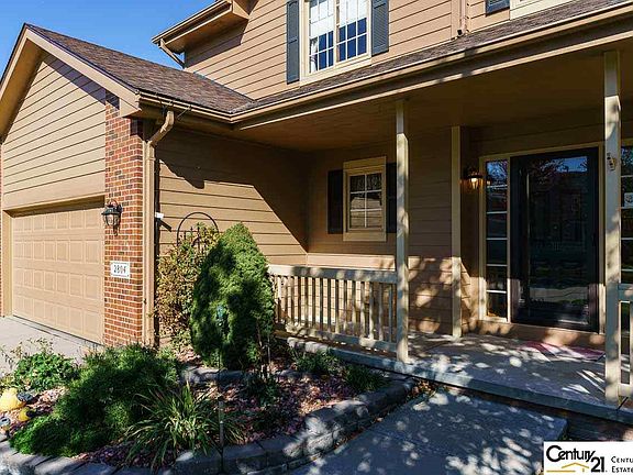 2nd image of 2804 Leigh Ln