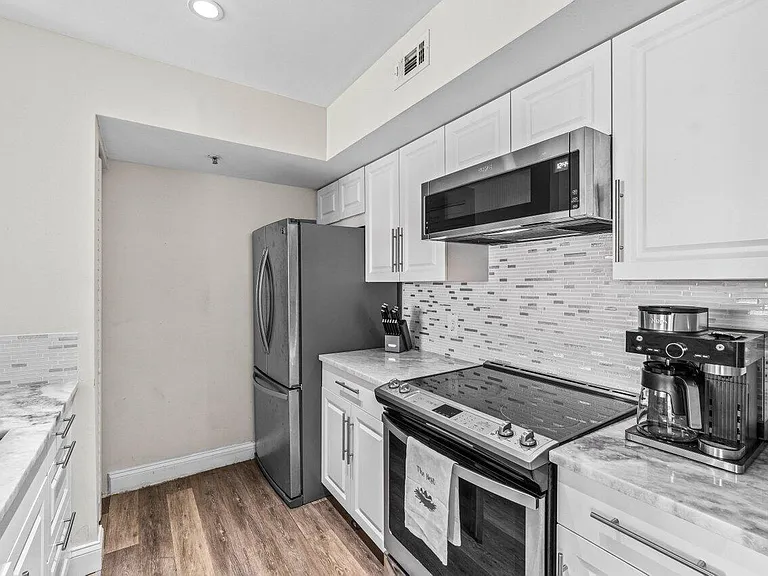 157 Yacht Club Way — Photo 11