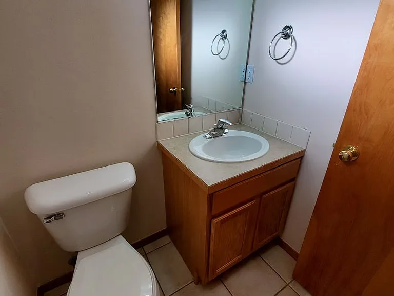 427 Columbia Point Dr — Photo 4
