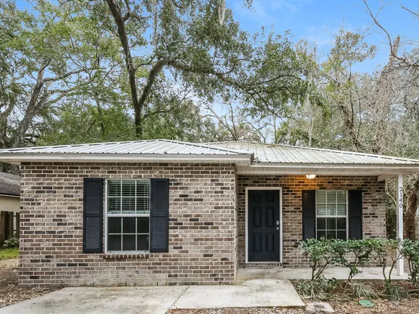 2140 Thomas Ct, Jacksonville, FL 32207