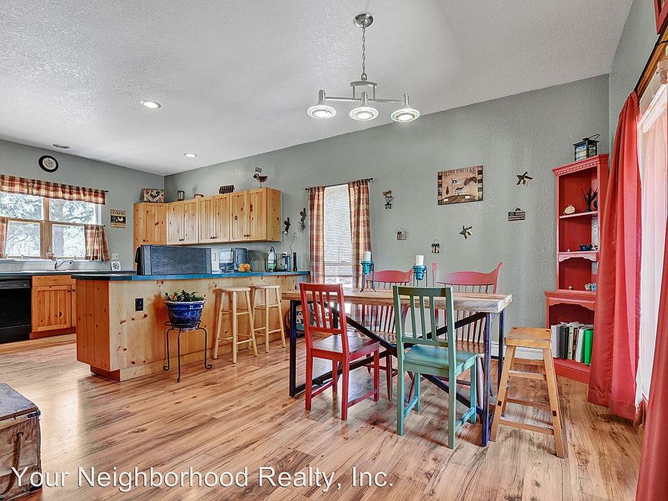 1st image of 123 Maroon Lake Cir