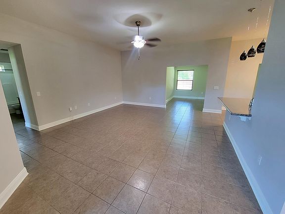 3rd image of 6624 Flintwood St