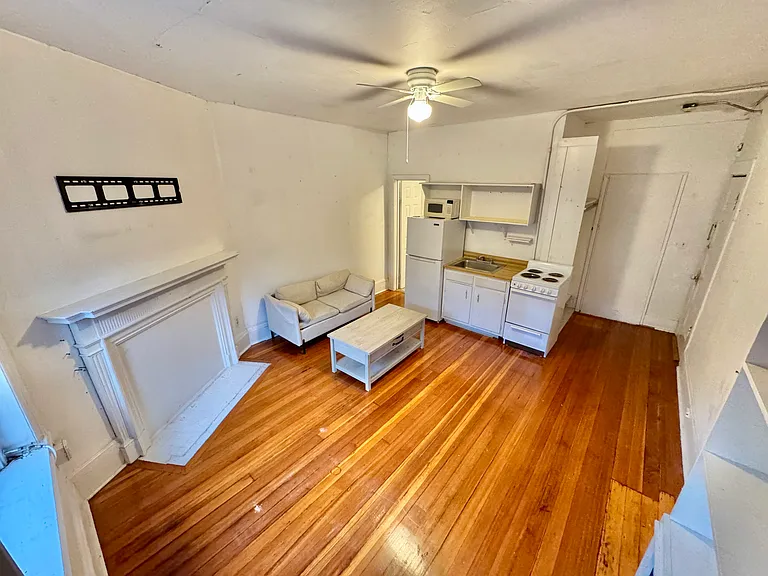 126 Saint Marys St #5 — Photo 3