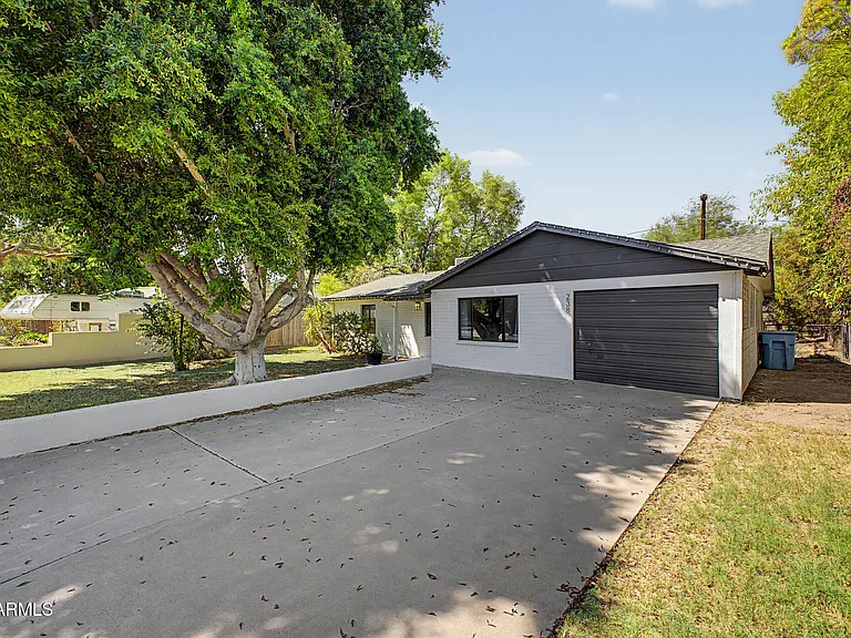 238 W Alice Ave — Photo 5
