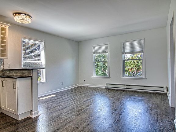 4th image of 570 City Island Ave APT 2L