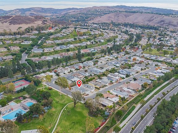 3rd image of 19112 Biddle Dr