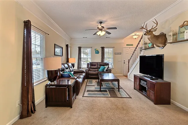 87 Fellwood Dr — Photo 5