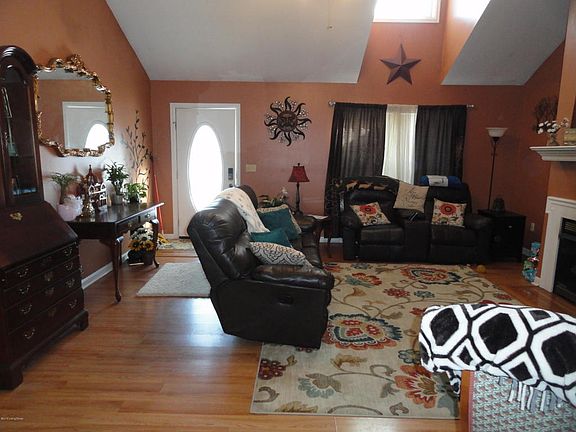 3rd image of 5243 Dobson Ln