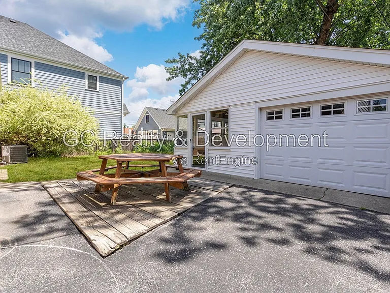 751 S Spring Rd — Photo 18