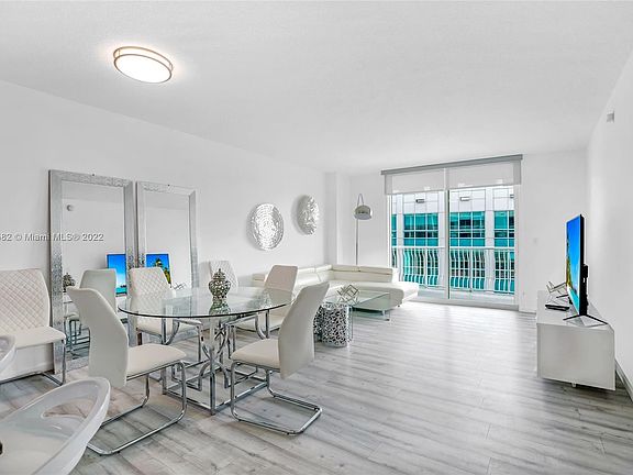 5th image of 1200 Brickell Bay Dr Penthouse 4206