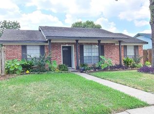 12519 Hunting Brook Dr, Houston, TX 77099