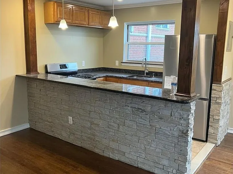 196-23 Dunton Ave #2B — Photo 6