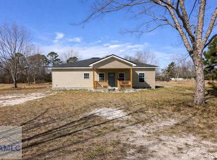 101 Shirley Ln, Glennville, GA 30427
