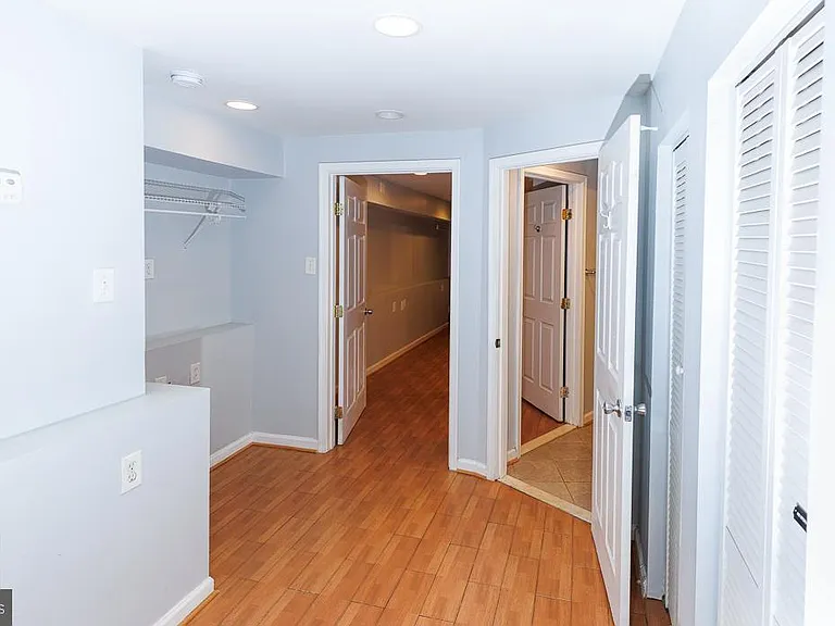 1437 E Capitol St SE #B — Photo 14