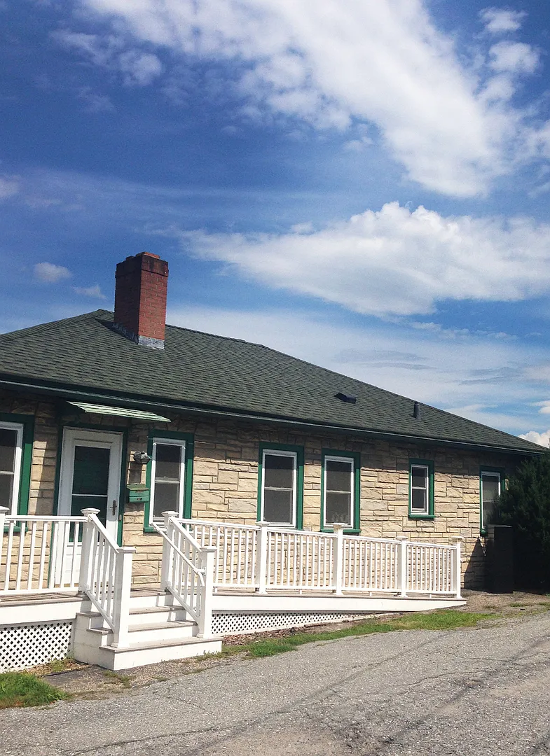 5 Bedroom House On Colchester Ave, Burlington, Vt | Near Uvm & Uvm Medical Center | June 2027 — Photo 1