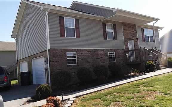 2nd image of 568 Joshua Dr
