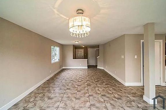 2nd image of 19534 Fletcher Way Dr